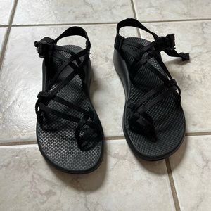 Black chacos